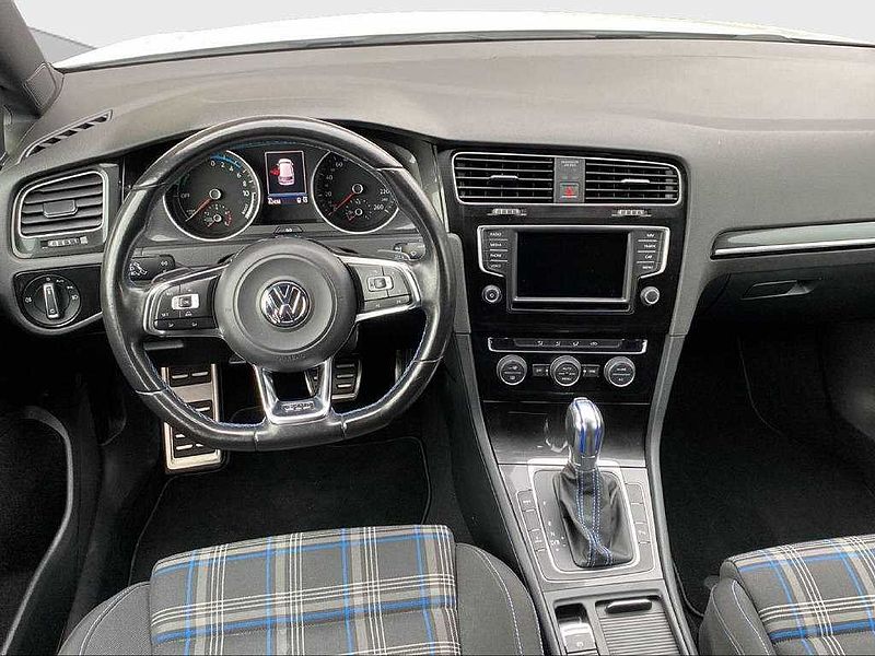Volkswagen  VII 1.4 TSI Plug-In-Hybrid